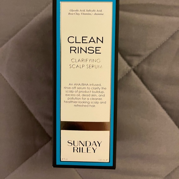 Sunday Riley Clean Rinse - Picture 4 of 5